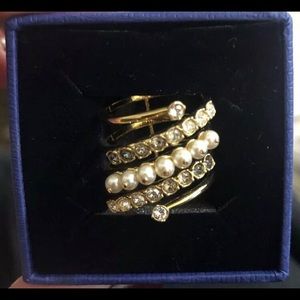 Authentic Swarovski coiled ring (size 7- NEW)